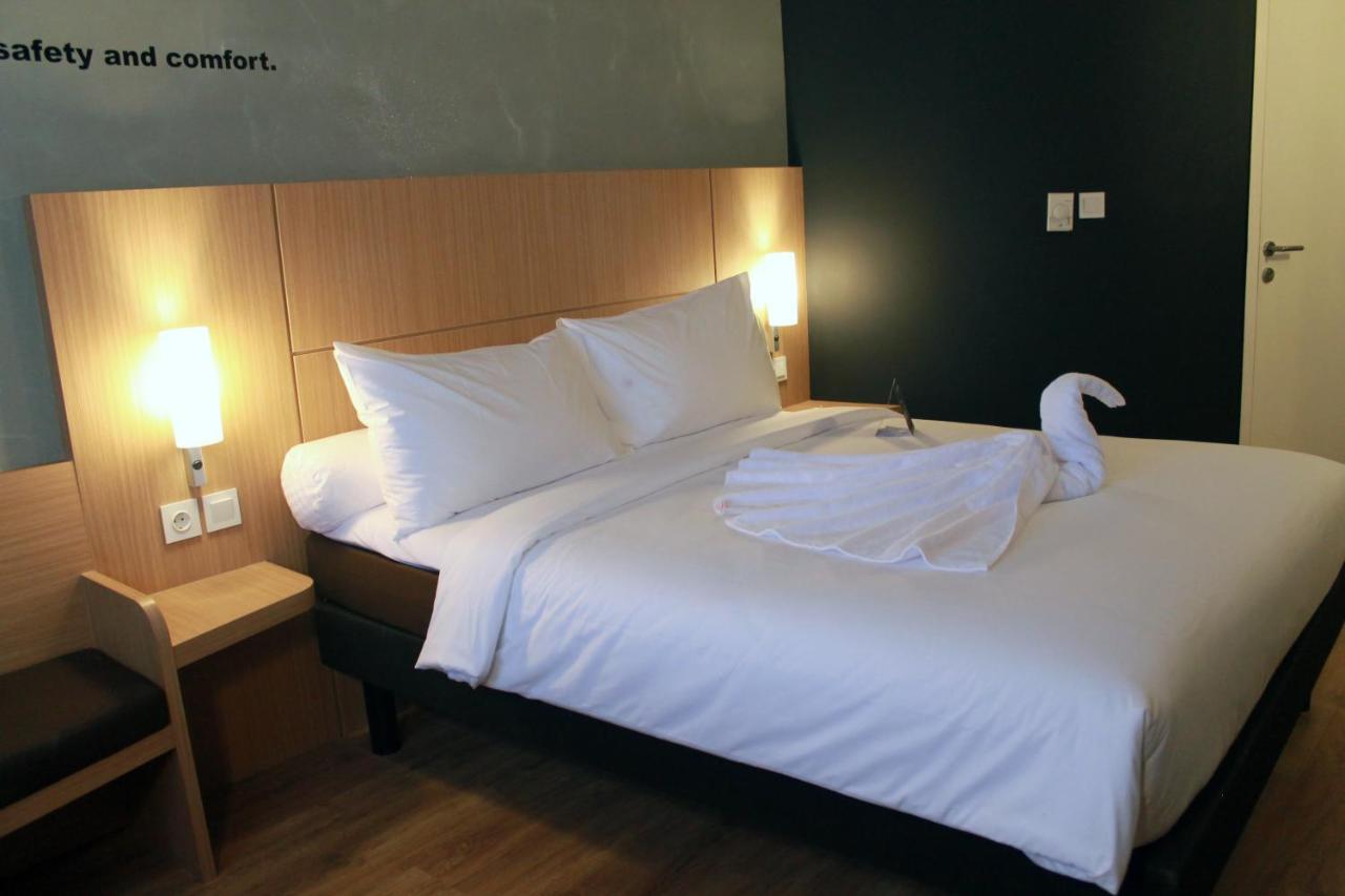 Ibis Center होटल